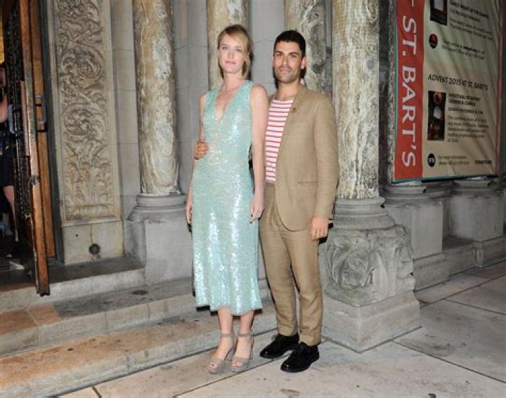 Mackenzie Davis Partner: Who Is She Dating?