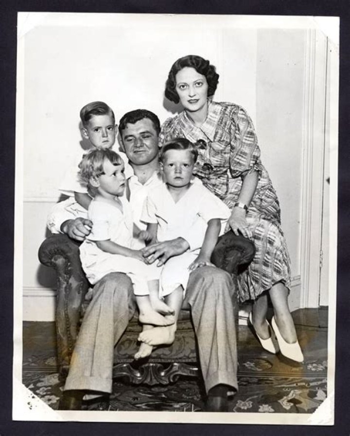 Unveiling the Life and Legacy of Mae Braddock