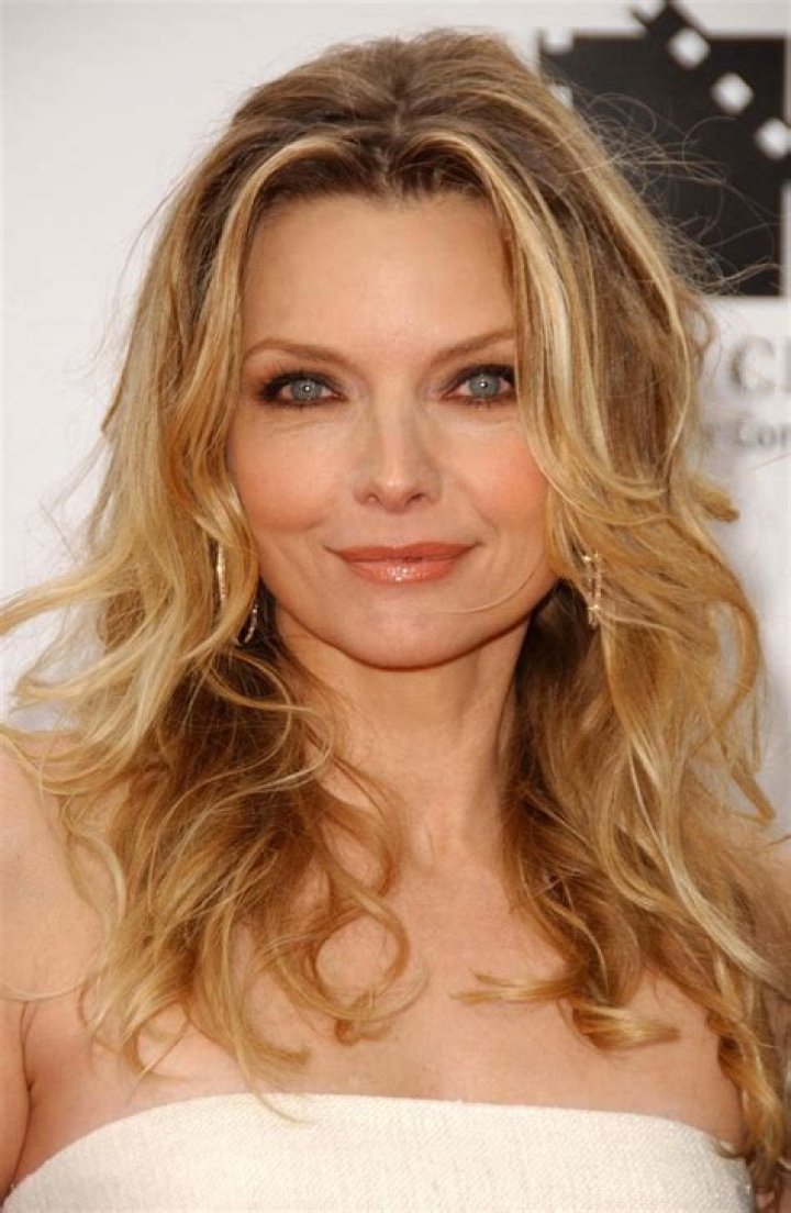 Exploring the Life and Career of Michelle Pfeiffer: A Hollywood Icon
