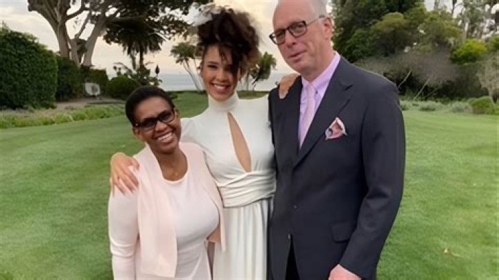 Nara Smith's Parents: The Roots of a Rising Star