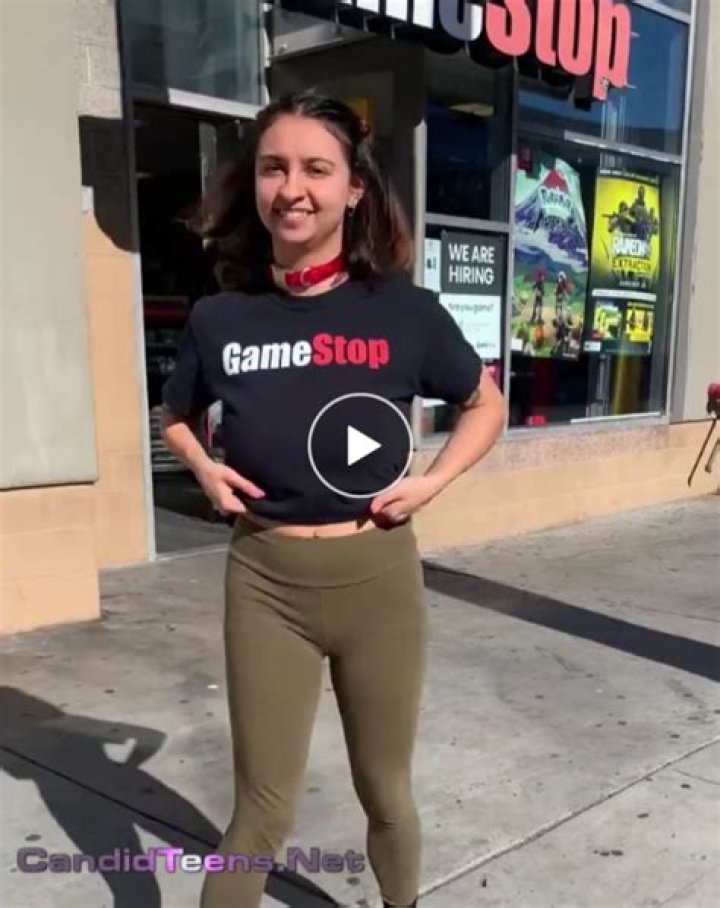 Nudes of Twitter: Exploring the Phenomenon and Its Impact