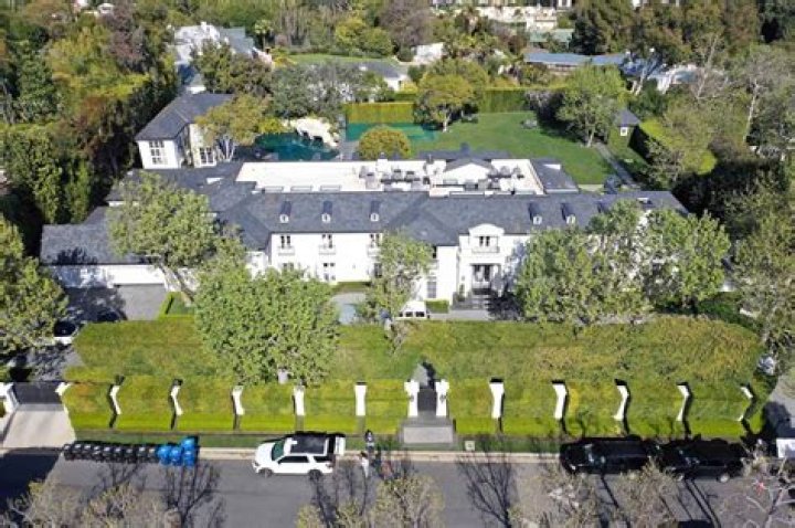 P Diddy’s Luxurious Holmby Hills House: A Celebrity Haven