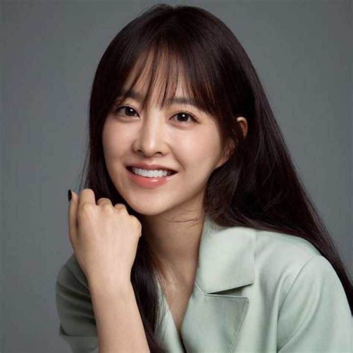 Park Bo Young Relationship Status: Insights into Her Love Life
