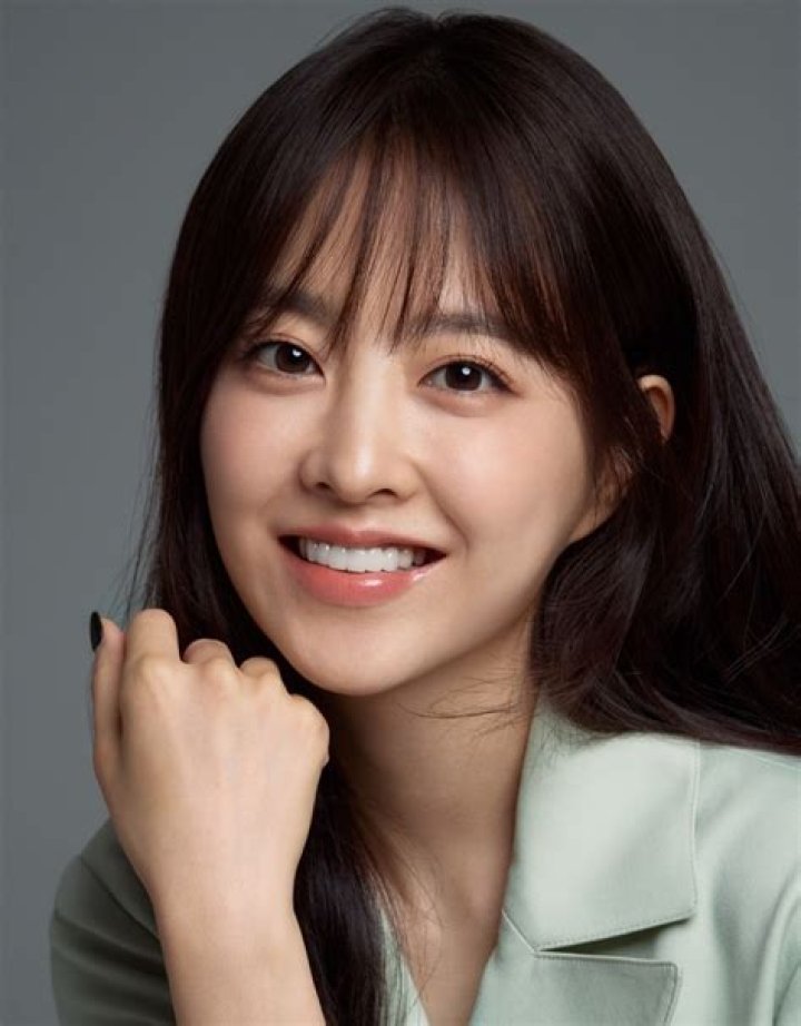 Park Bo-young: The Rising Star of Korean Entertainment