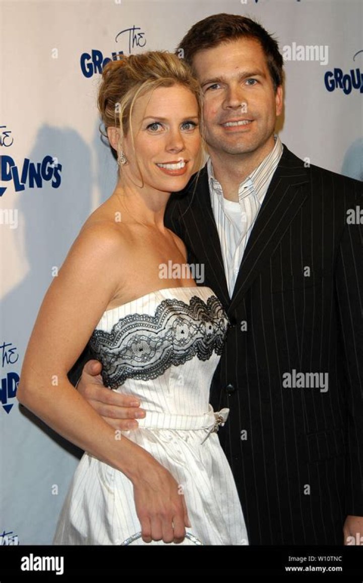 Exploring the Connection Between Paul Young and Cheryl Hines