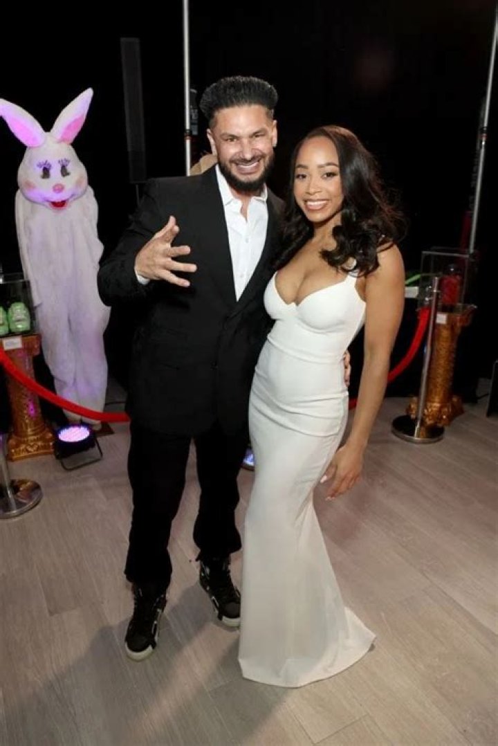 Pauly D and Nikki Pregnancy 2024: What Fans Can Expect