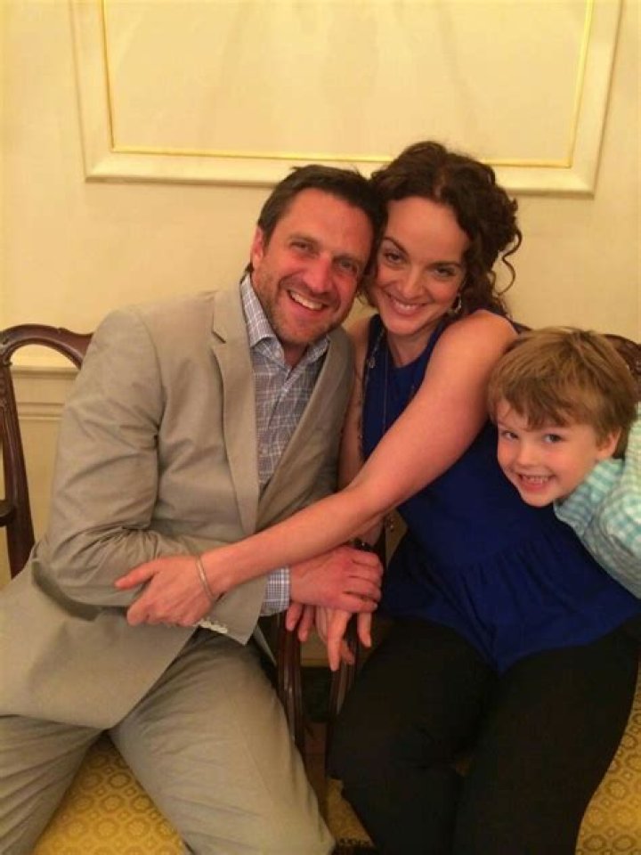 Discovering the Life of Raul Esparza and His Children