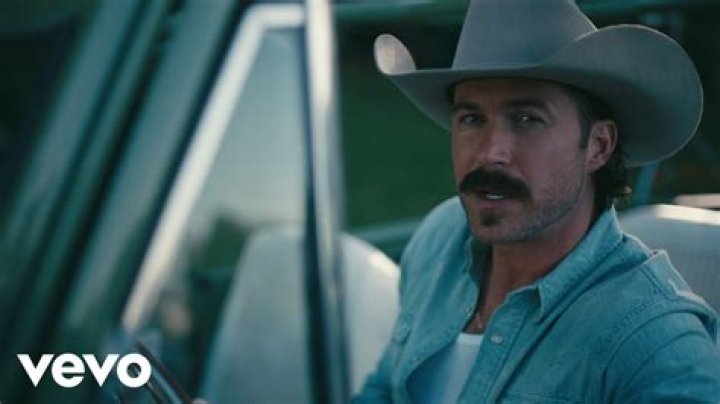 Riley Green's "Worst Way": A Deep Dive into the Meaning and Impact