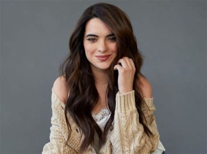 Scarlet Gruber: The Rising Star of the Entertainment Industry