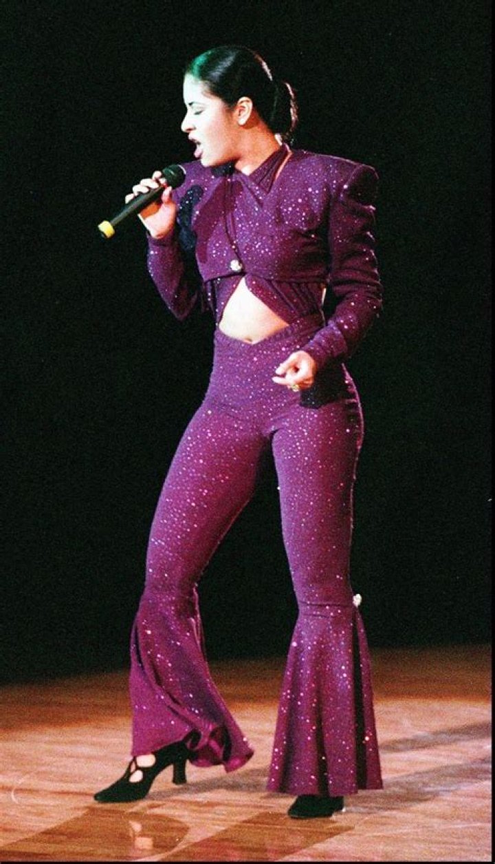 Selena Quintanilla Outfits: A Timeless Fashion Legacy