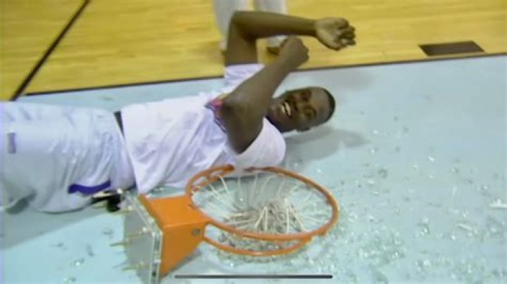 When Shaq Shatters the Rim: The Iconic Moments of Shaq Breaking the Hoop