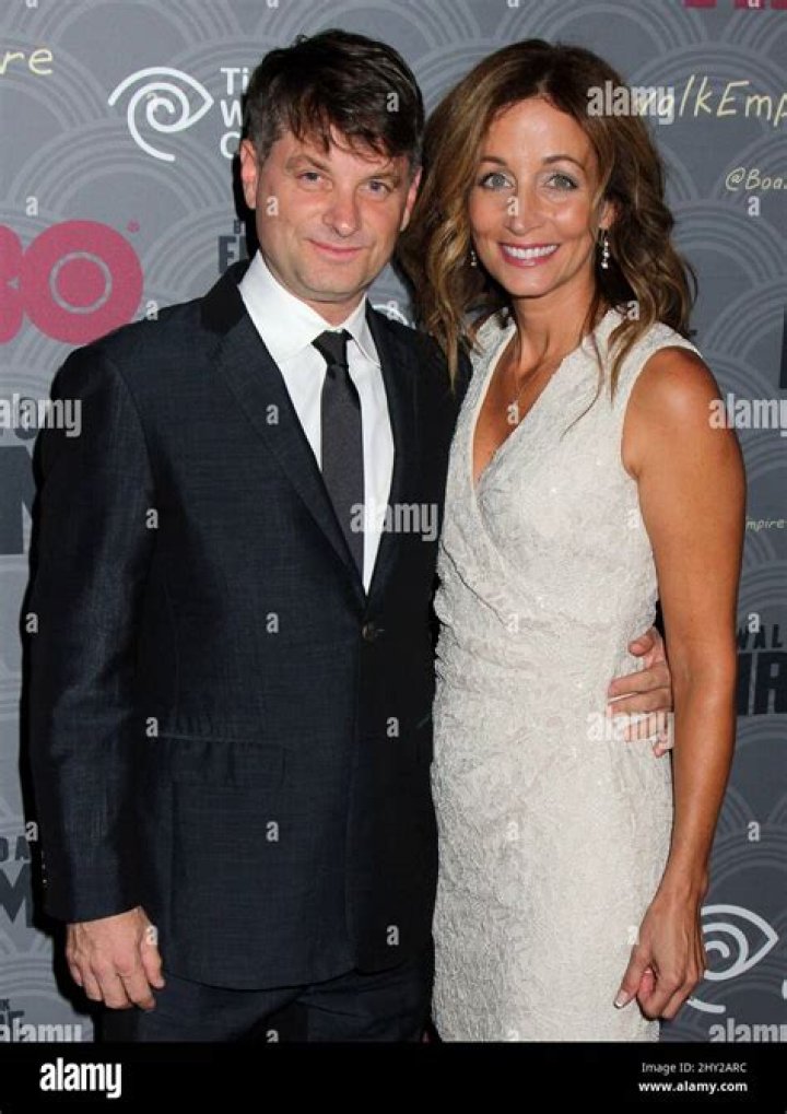 Sneak Peek Into the Life of Shea Whigham and His Wife