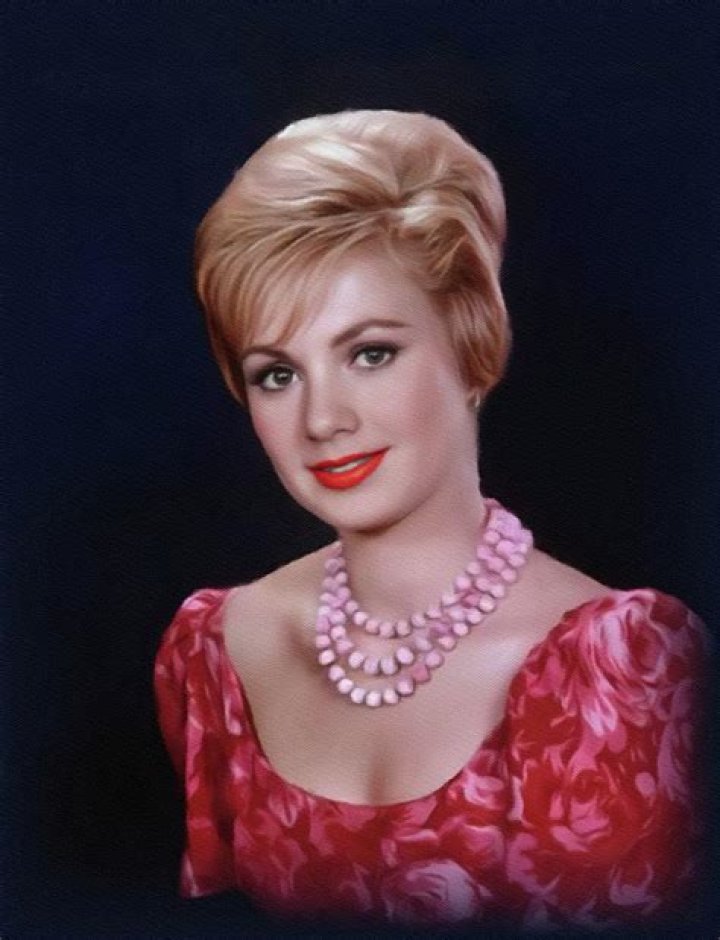 Shirley Jones: A Timeless Icon of the Silver Screen