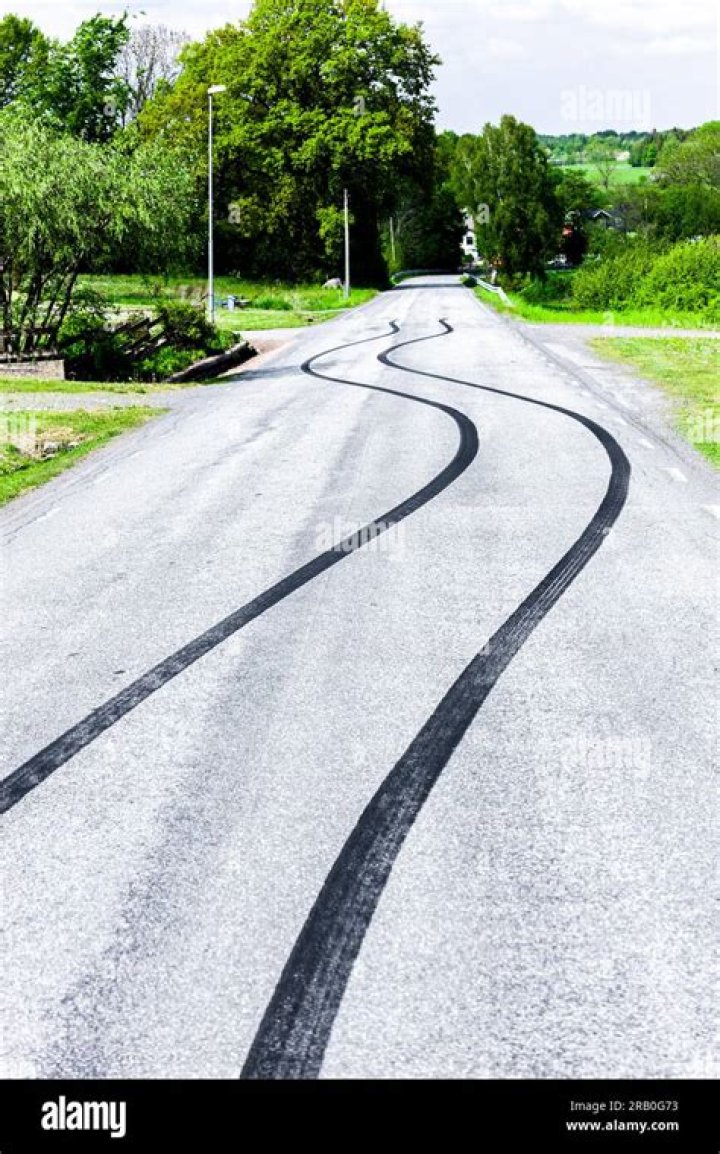 Understanding Skid Marks: Causes, Types, and Importance in Accident Investigation