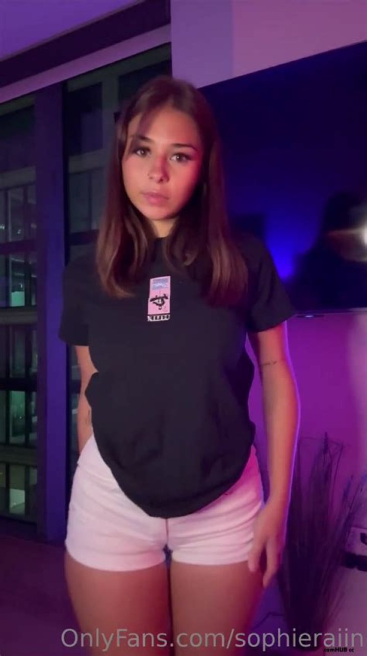 Sophiera Raiin: The Rising Star of OnlyFans