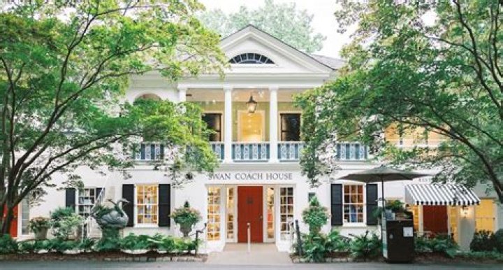 Discovering the Enchantment of the Swan Coach House