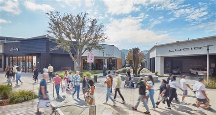 The Village at Corte Madera: Your Ultimate Guide to Shopping and Dining