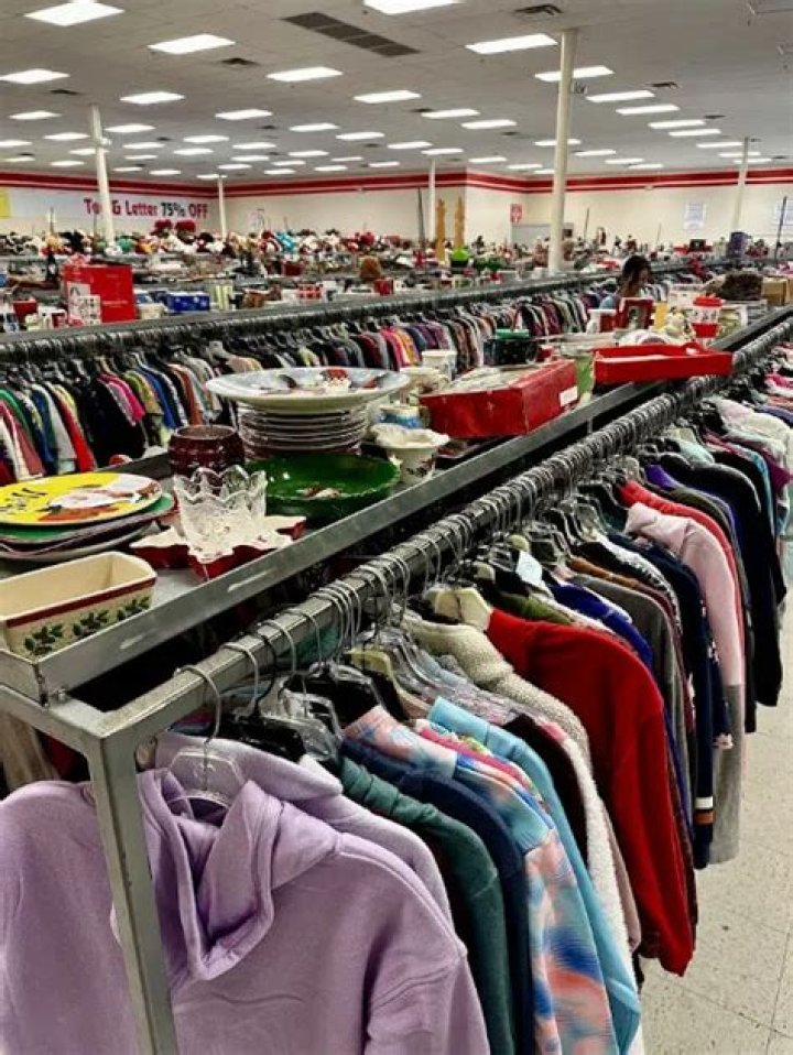 Discovering Hidden Gems: Your Guide to Thrift Store Plano