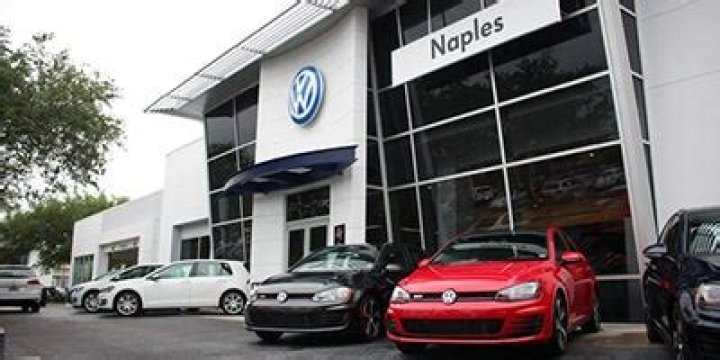 VW Naples: Find Your Dream Car Today!
