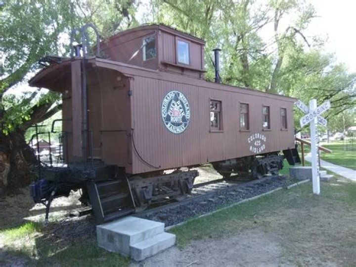 Discovering the Life and Training Grounds of Iga Świątek: A Tennis Prodigy