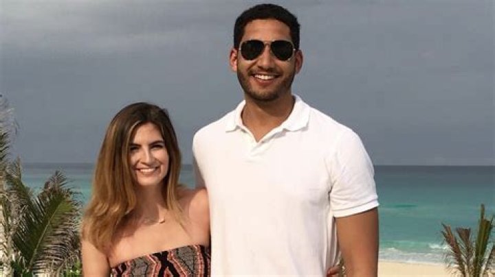 Will Douglas and Kaitlan Collins: A Deep Dive into Their Relationship and Careers