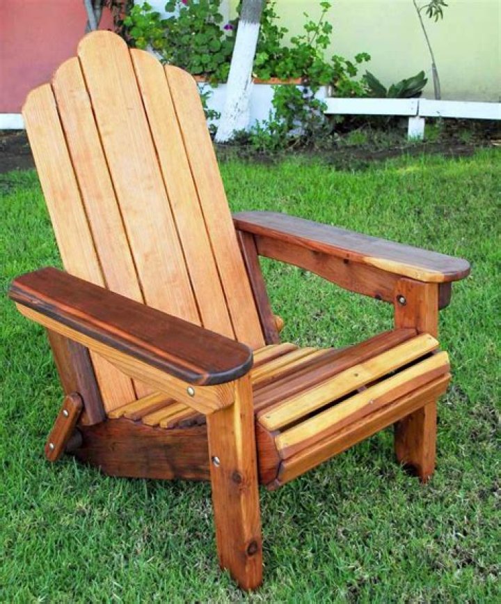 The Timeless Appeal of Wood Adirondack Chairs: A Comprehensive Guide