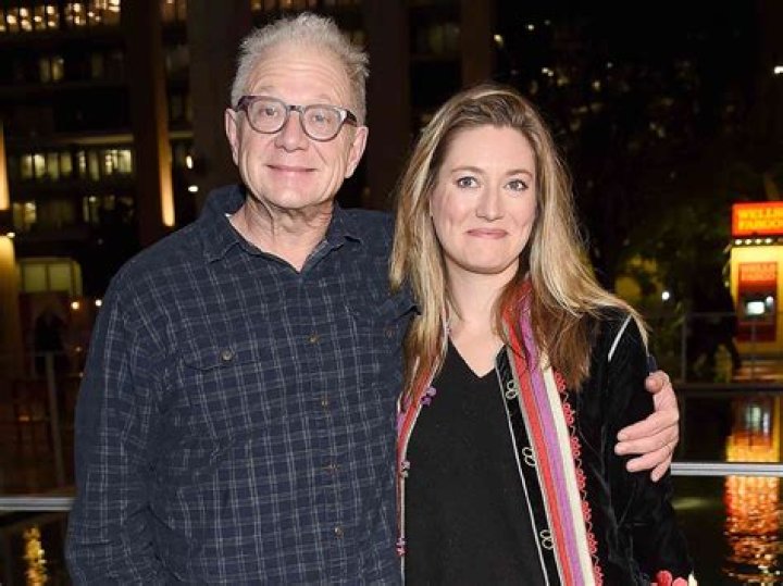 Zoe Perry Dad: A Deep Dive into Her Family Background and Influences