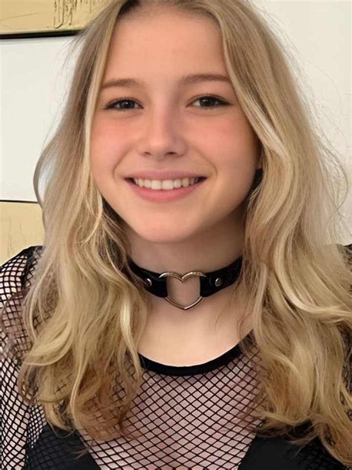 Discovering Zooemoore: A Journey Through Creativity and Adventure